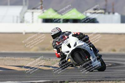 media/Jan-15-2026-Racers Edge (Thu) [[dfebeb70ab]]/3-B Group/Session 1 Turn 15/